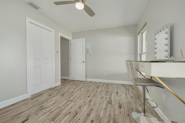 501 W 124TH AVENUE, Tampa, FL 33612