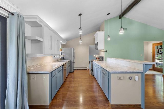 2424 PINEHURST CIRCLE, Green Bay, WI 54302