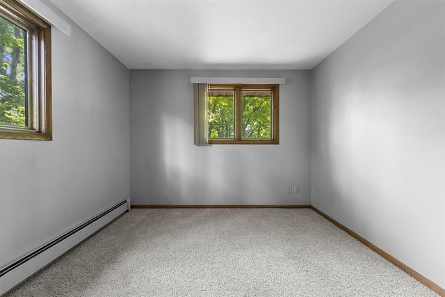 2424 PINEHURST CIRCLE, Green Bay, WI 54302