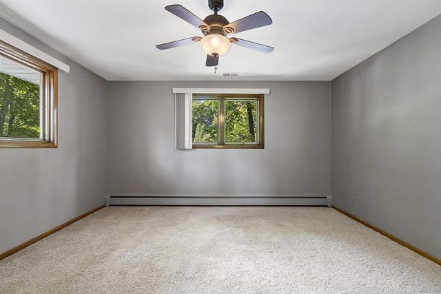 2424 PINEHURST CIRCLE, Green Bay, WI 54302