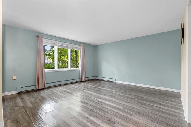 2424 PINEHURST CIRCLE, Green Bay, WI 54302