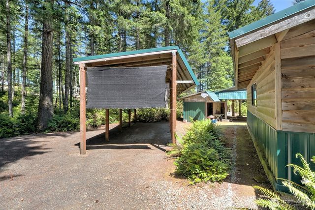 90 NE Lakeridge Drive, Belfair, WA 98528
