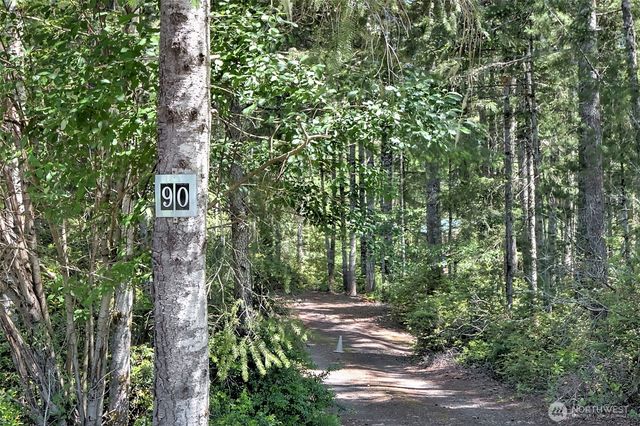 90 NE Lakeridge Drive, Belfair, WA 98528