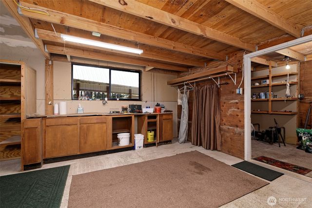 90 NE Lakeridge Drive, Belfair, WA 98528