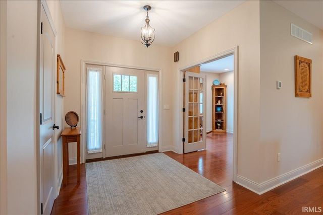 6213 Pembrooke Drive, Newburgh, IN 47630