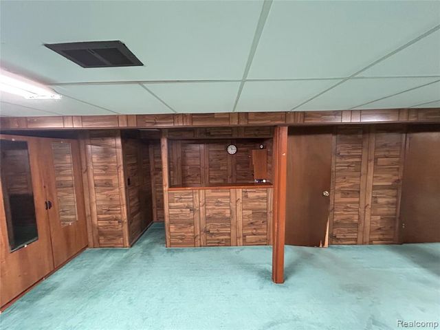 340 Trombley Drive, Troy, MI 48083