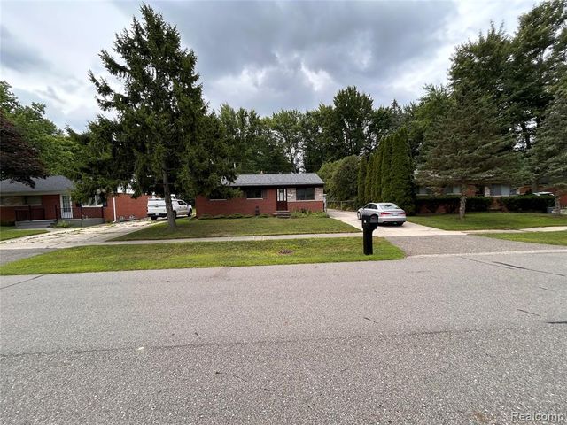 340 Trombley Drive, Troy, MI 48083
