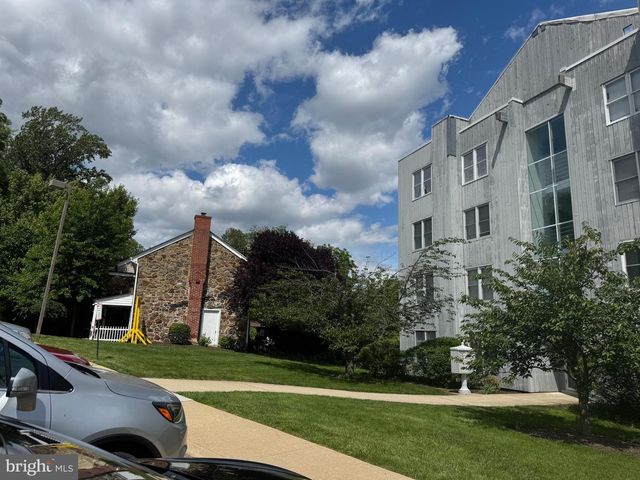 5215 Le Parc Dr Apt 7, Wilmington, DE 19809