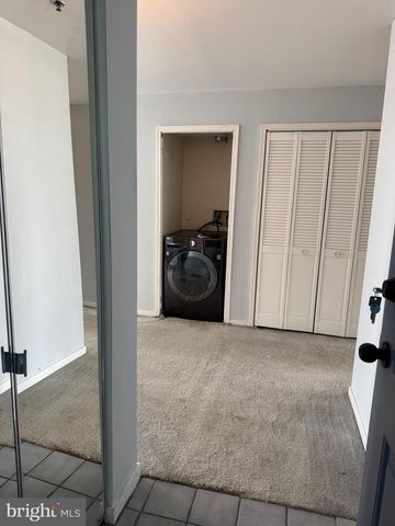 5215 Le Parc Dr Apt 7, Wilmington, DE 19809
