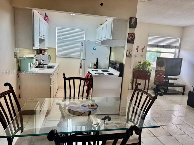 2145 Pierce Street 403, Hollywood, FL 33020