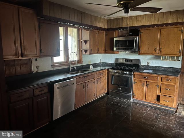4257 MAPLE GROVE RD, Hampstead, MD 21074