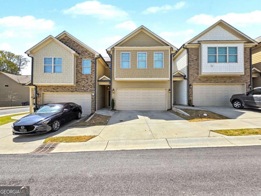 243 Beau Street, Lilburn, GA 30047