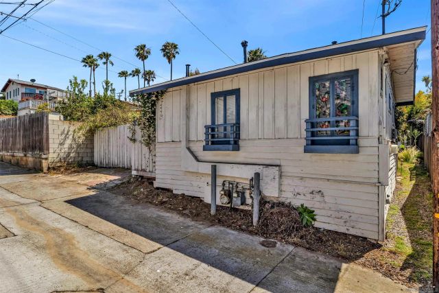 4532-34 Long Branch Avenue, San Diego, CA 92107