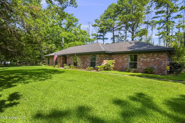 879 N Old Canton Road, Canton, MS 39046