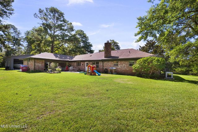 879 N Old Canton Road, Canton, MS 39046