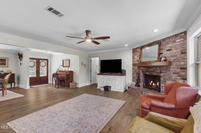 879 N Old Canton Road, Canton, MS 39046