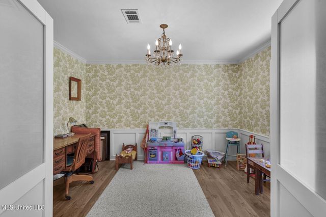 879 N Old Canton Road, Canton, MS 39046