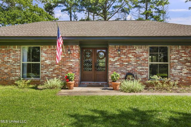 879 N Old Canton Road, Canton, MS 39046