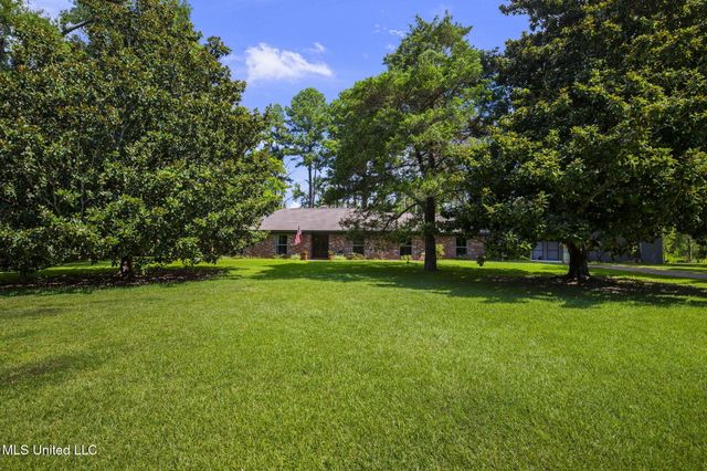 879 N Old Canton Road, Canton, MS 39046