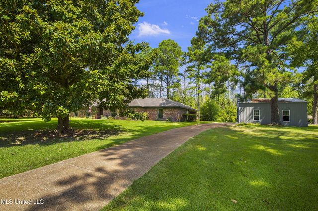 879 N Old Canton Road, Canton, MS 39046