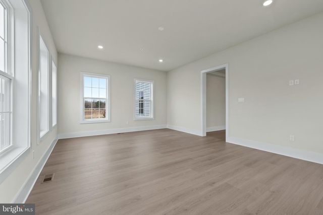 16500 GOLDEN CROWN DR, Upper Marlboro, MD 20774