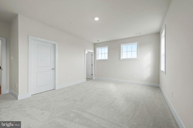 16500 GOLDEN CROWN DR, Upper Marlboro, MD 20774