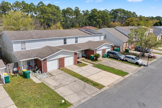 1823 Pointed Leaf Lane, Fort Walton Beach, FL 32547