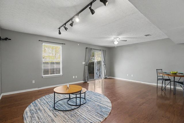 1823 Pointed Leaf Lane, Fort Walton Beach, FL 32547