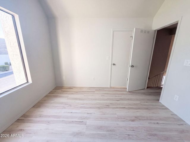 6723 W AIRE LIBRE Avenue, Peoria, AZ 85382