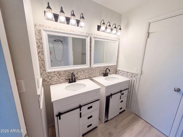 6723 W AIRE LIBRE Avenue, Peoria, AZ 85382