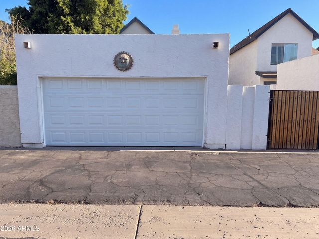 6723 W AIRE LIBRE Avenue, Peoria, AZ 85382
