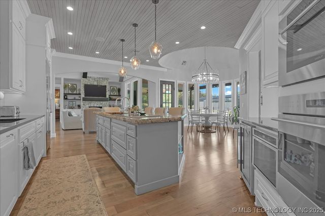 9602 N Memorial Drive, Owasso, OK 74055