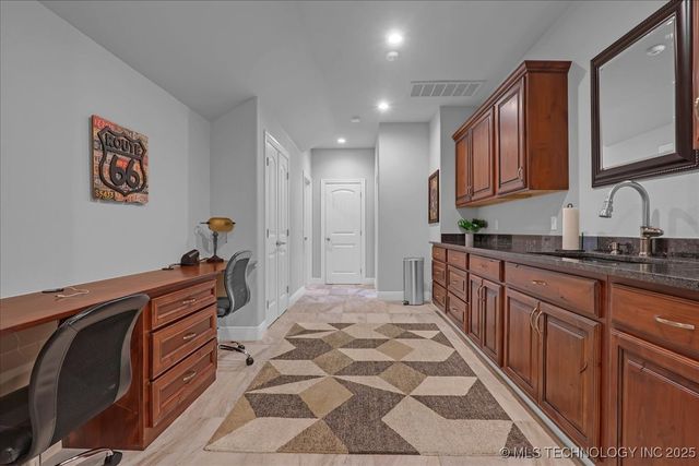 9602 N Memorial Drive, Owasso, OK 74055