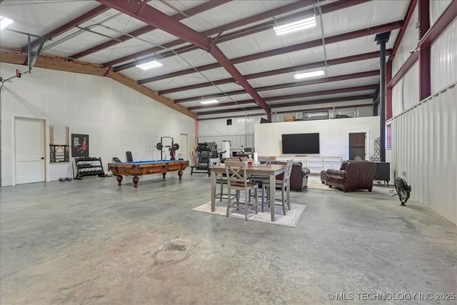 9602 N Memorial Drive, Owasso, OK 74055