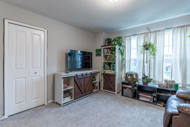5285 Orinoco Run, Fort Wayne, IN 46818