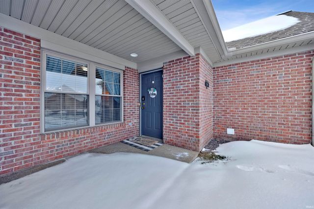 3046 Shady Hollow Trail, Evansville, IN 47715