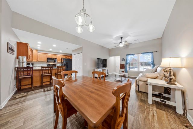 3046 Shady Hollow Trail, Evansville, IN 47715