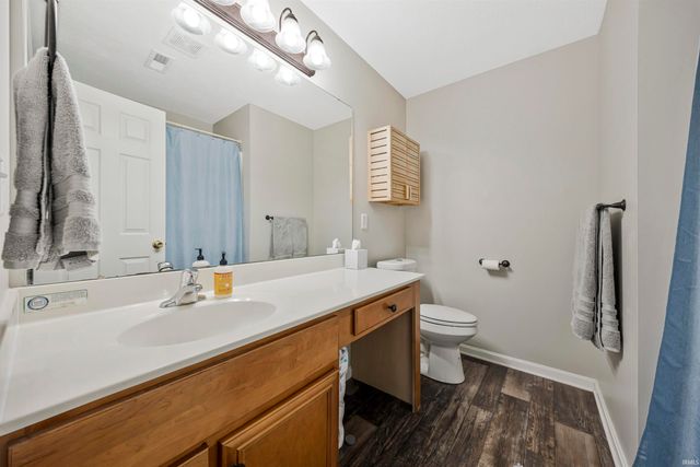 3046 Shady Hollow Trail, Evansville, IN 47715