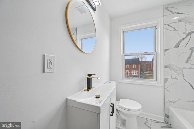 5110 HILLBURN AVE, Baltimore, MD 21206