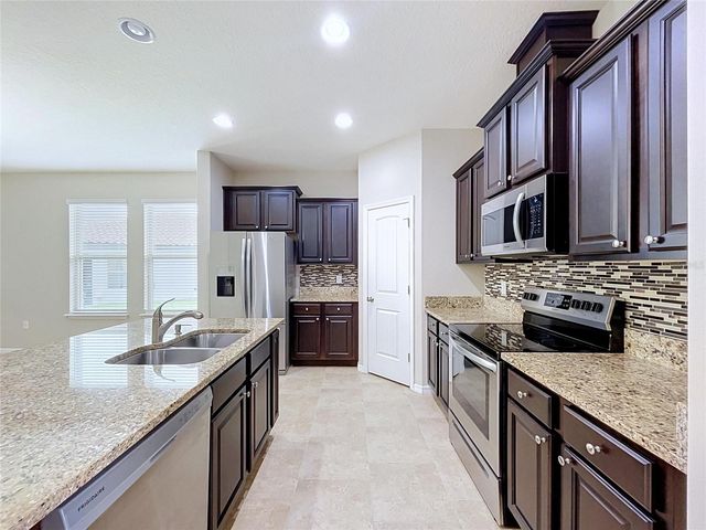 4125 PRIMA LAGO CIRCLE, Lakeland, FL 33810