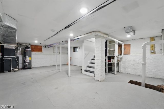 84 Chelsea Ave, Newark City, NJ 07106
