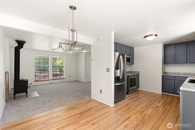 12506 NE Virginia Court, Kingston, WA 98346