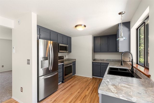 12506 NE Virginia Court, Kingston, WA 98346