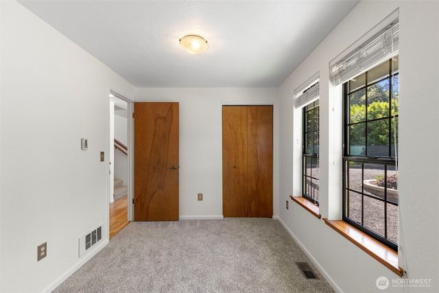 12506 NE Virginia Court, Kingston, WA 98346