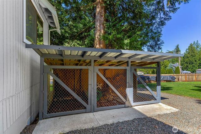 12506 NE Virginia Court, Kingston, WA 98346