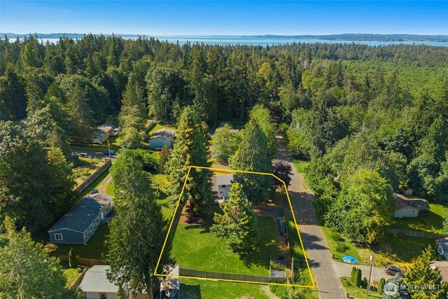 12506 NE Virginia Court, Kingston, WA 98346
