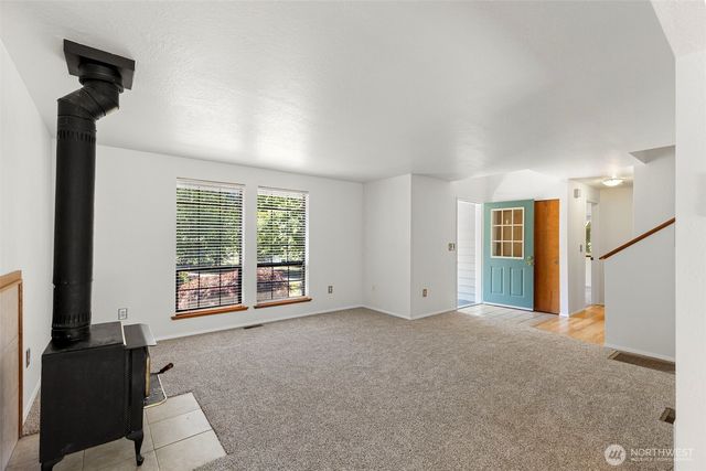 12506 NE Virginia Court, Kingston, WA 98346