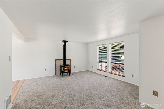 12506 NE Virginia Court, Kingston, WA 98346