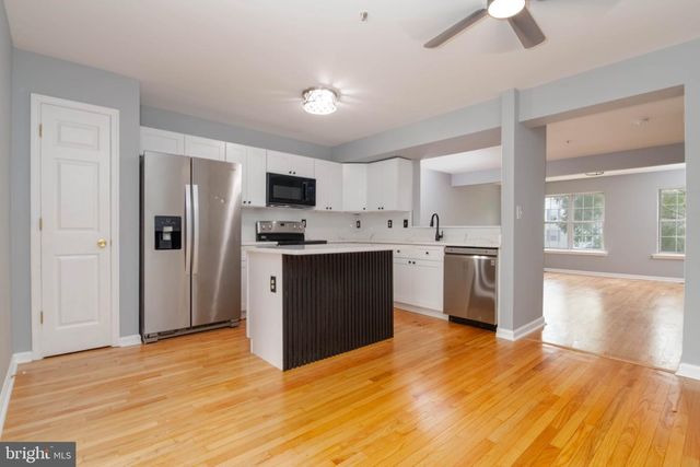 9856 GREENBRIER WAY, Middle River, MD 21220