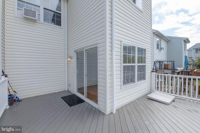 9856 GREENBRIER WAY, Middle River, MD 21220
